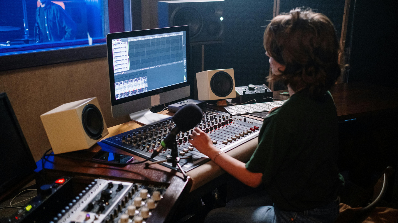 fast service of music studio recording with mixing
